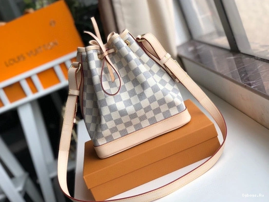 LOUIS NOE VUITTON BB 0201